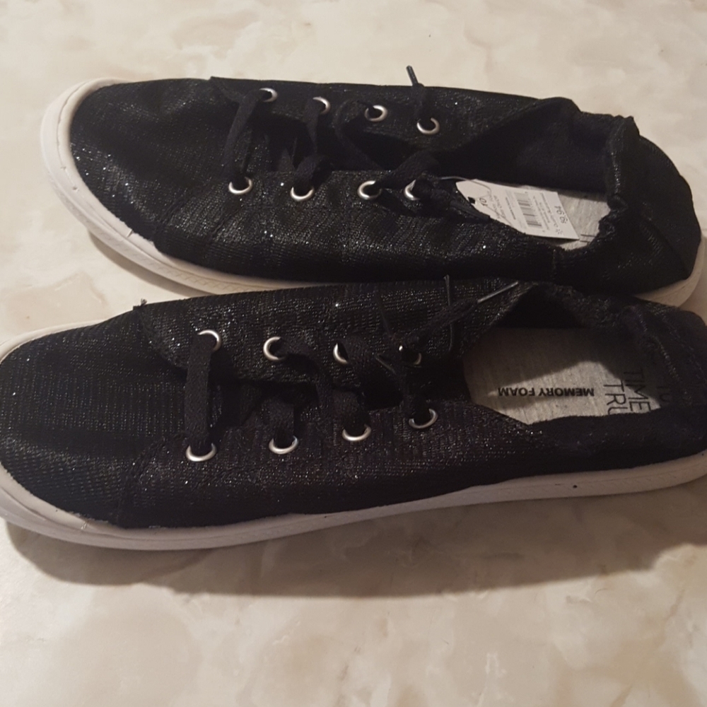 Memory foam shoes